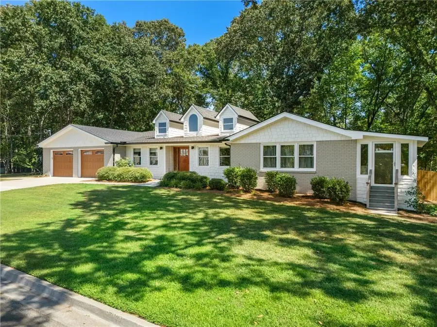 594 Hogan Pond Lane, Ball Ground, GA 30107 - #2