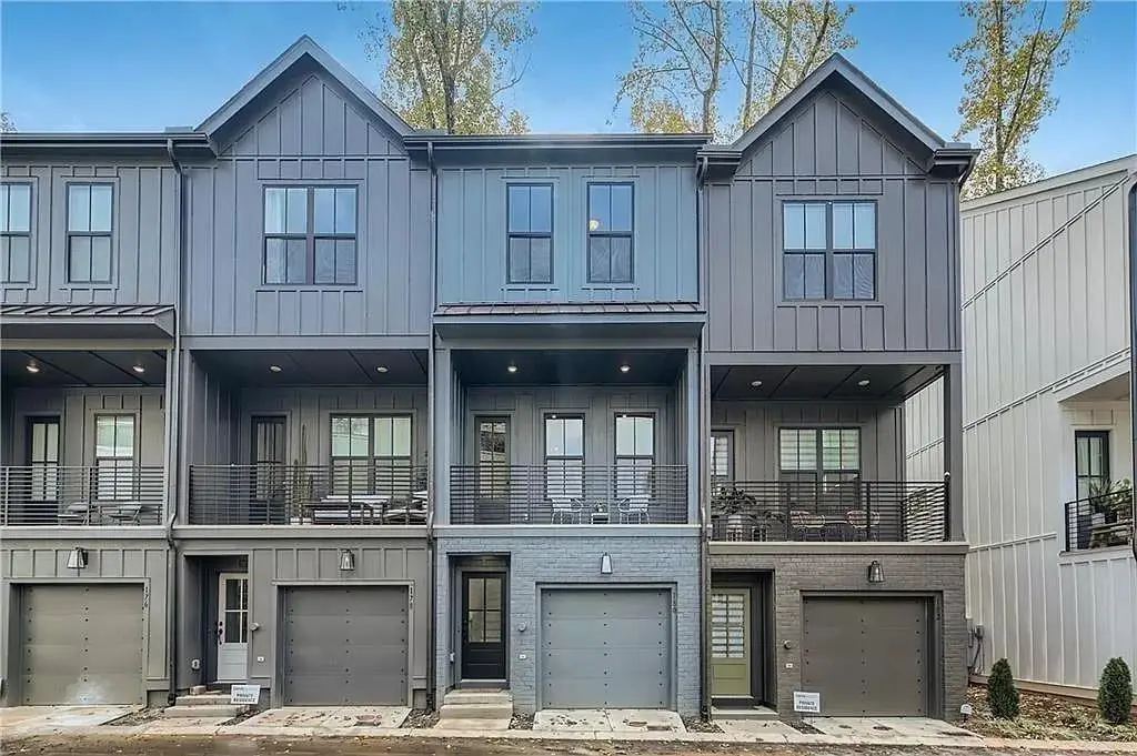 180 Chestnut Circle, Atlanta, GA 30342 - #1