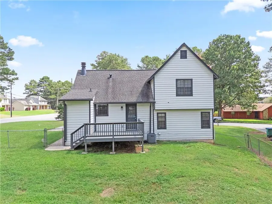 9386 Woodknoll Lane, Jonesboro, GA 30238 - #3
