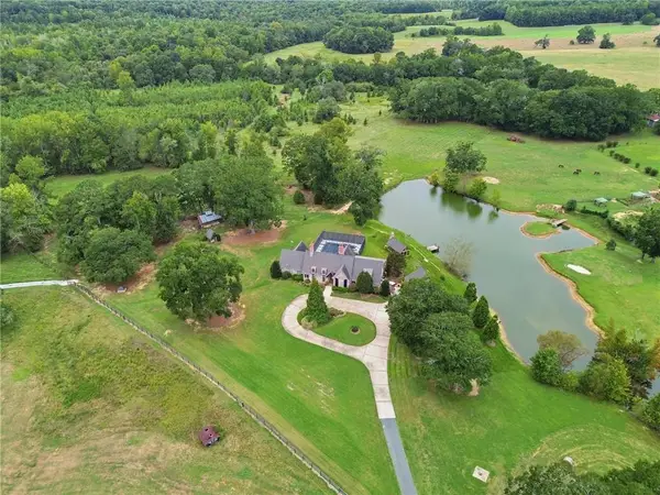 235 Hosannah Road, Locust Grove, GA 30248