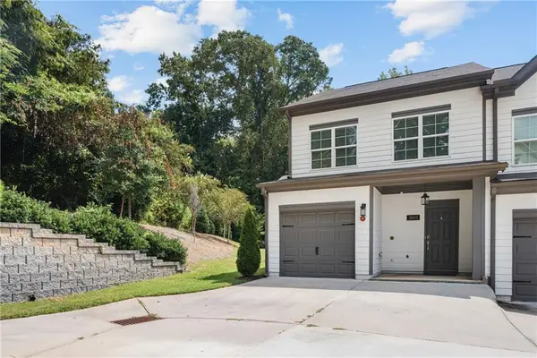 2893 Royal Heights Drive, Atlanta, GA 30318