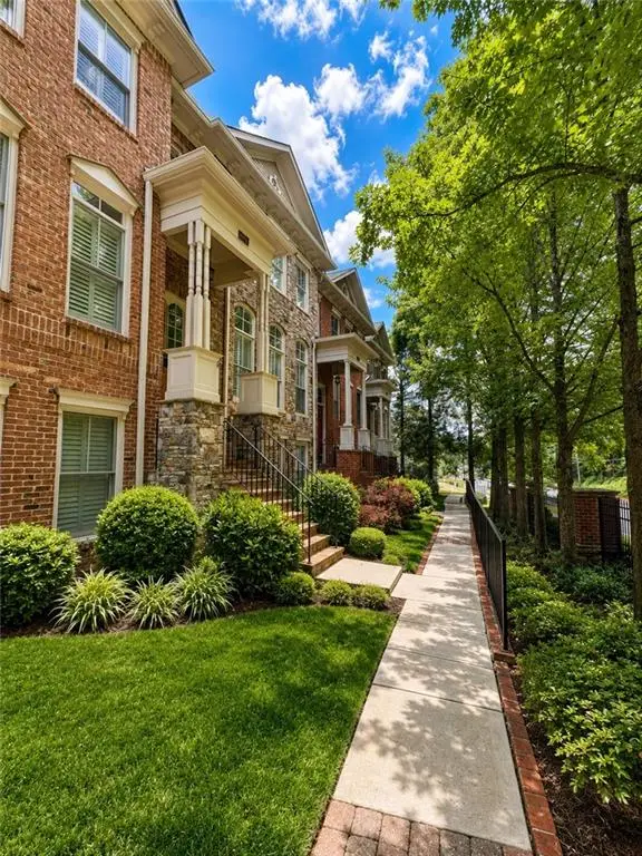 1085 Charles Towne Square, Sandy Springs, GA 30328 - #1