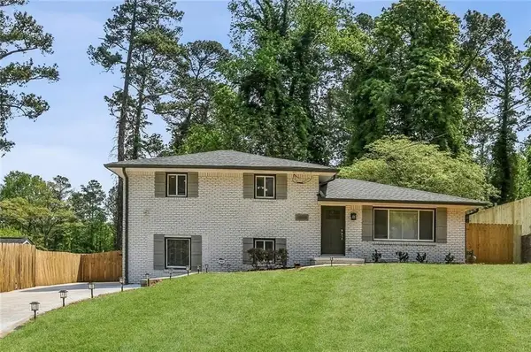1888 La Mesa, Decatur, GA 30032