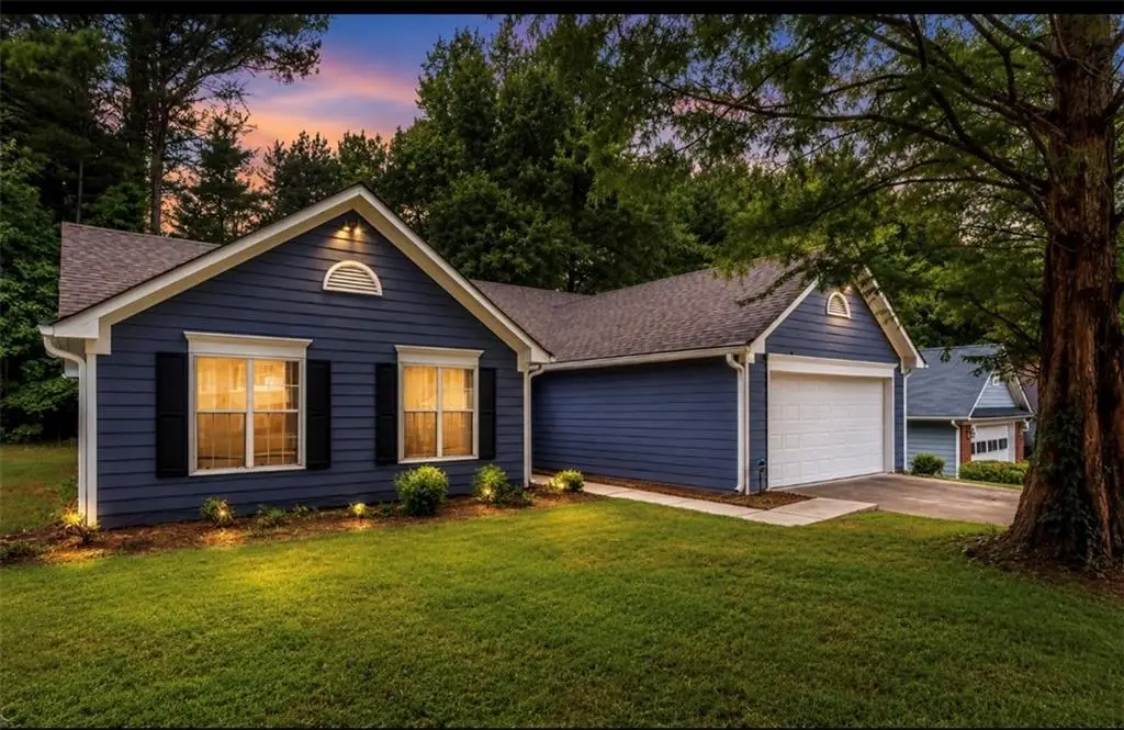 956 Forest Path, Stone Mountain, GA 30088 - #1