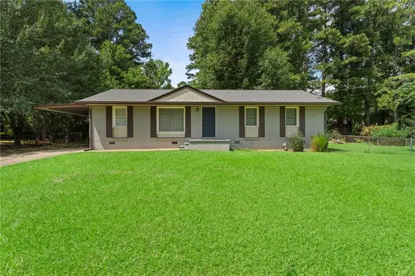 8839 Channing Drive, Jonesboro, GA 30238
