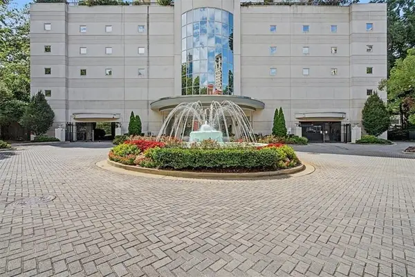 2828 Peachtree Road Nw #1002, Atlanta, GA 30305