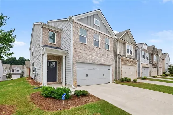 7666 Squire Court, Fairburn, GA 30213