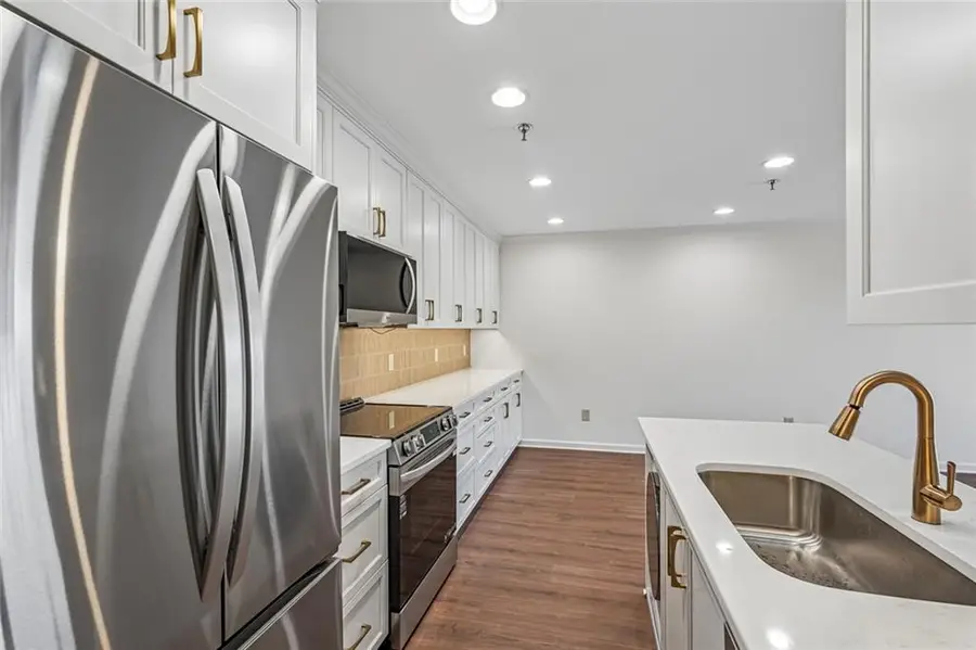 300 Johnson Ferry Rd, Road Ne #B-601, Sandy Springs, GA 30328 - #2
