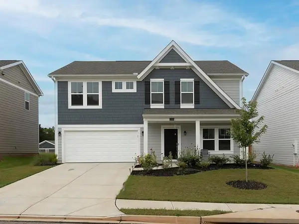 208 Sage Woods Way, Dallas, GA 30132