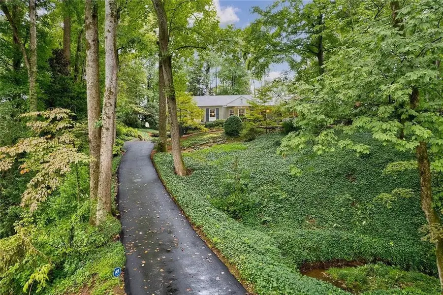 3952 Club Drive Ne, Atlanta, GA 30319 - #2