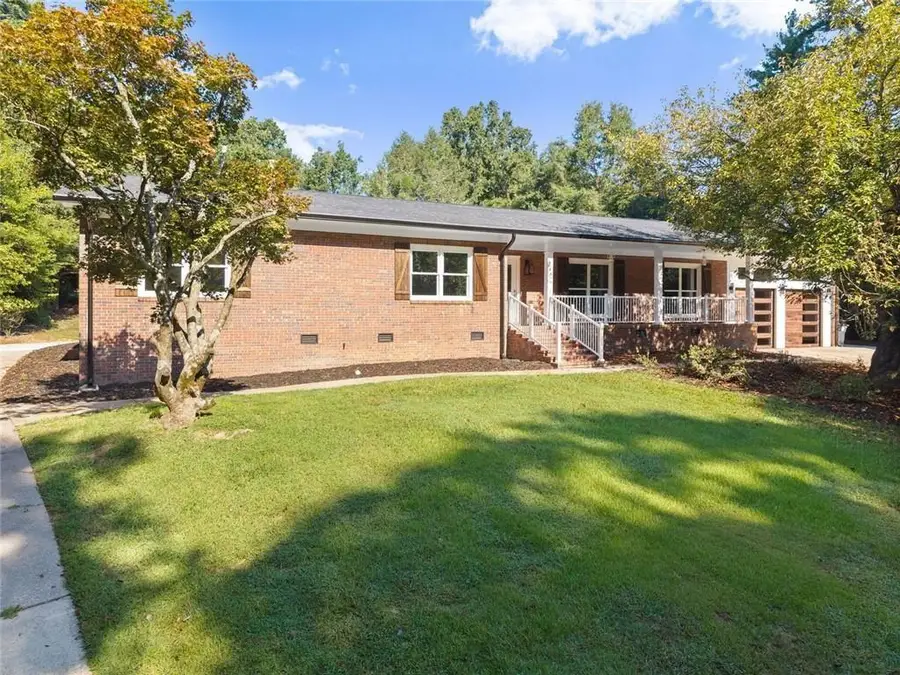 1492 Burns Drive Ne, Gainesville, GA 30501 - #3