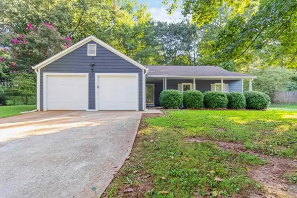 3820 Forsythia Way, Douglasville, GA 30135