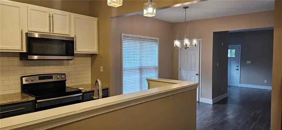 810 Metropolitan Parkway Sw, Atlanta, GA 30303 - #2