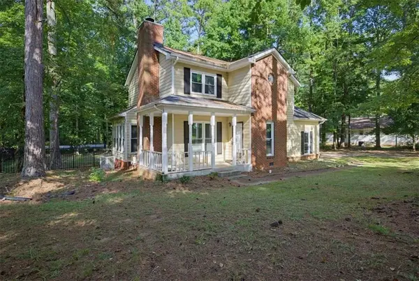 210 Groveland Drive, Peachtree City, GA 30269