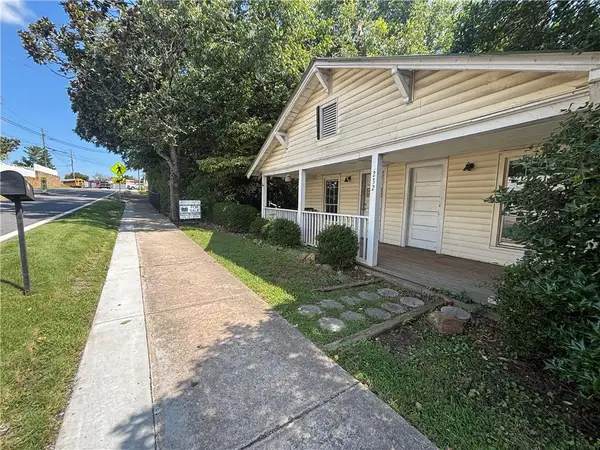 232 Main Street E, Dahlonega, GA 30533