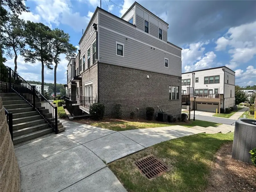 2035 Holtz Lane Nw, Atlanta, GA 30318 - #3