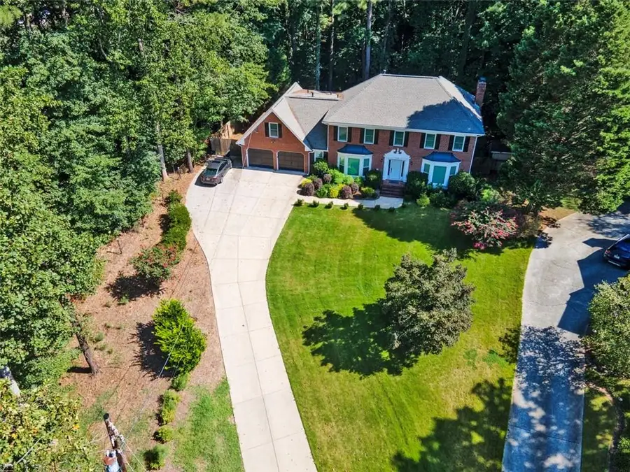 415 Spindle Court, Sandy Springs, GA 30350 - #2