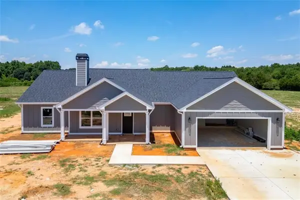 102 Creek Stone Drive, Hartwell, GA 30643