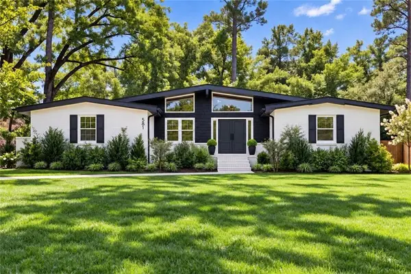581 Lummus Avenue, Austell, GA 30168