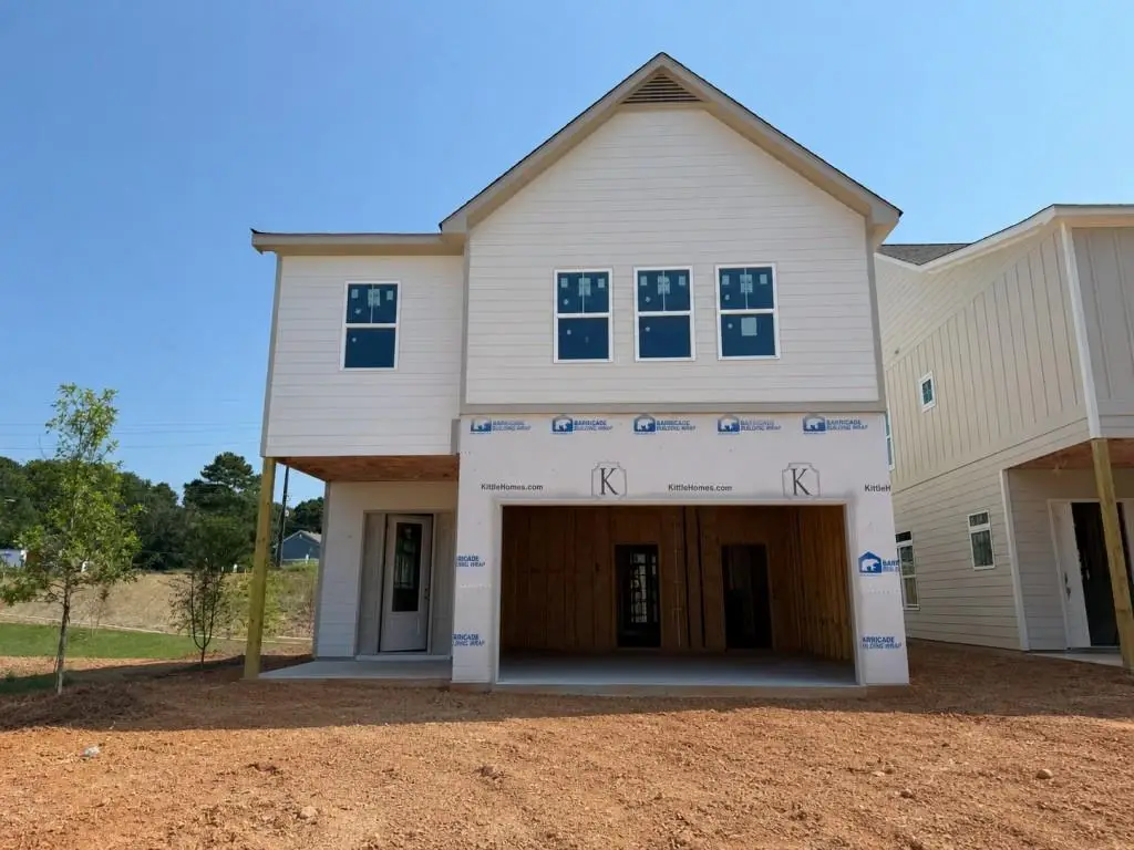 124 Dewey Road, Lilburn, GA 30047 - #1