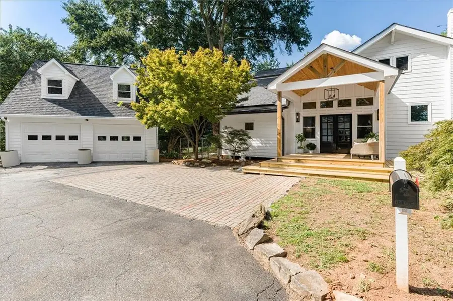 1038 W Atlanta Street Se, Marietta, GA 30060 - #2