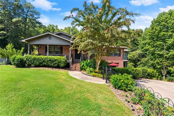 2905 Lanier Beach South Road, Cumming, GA 30041