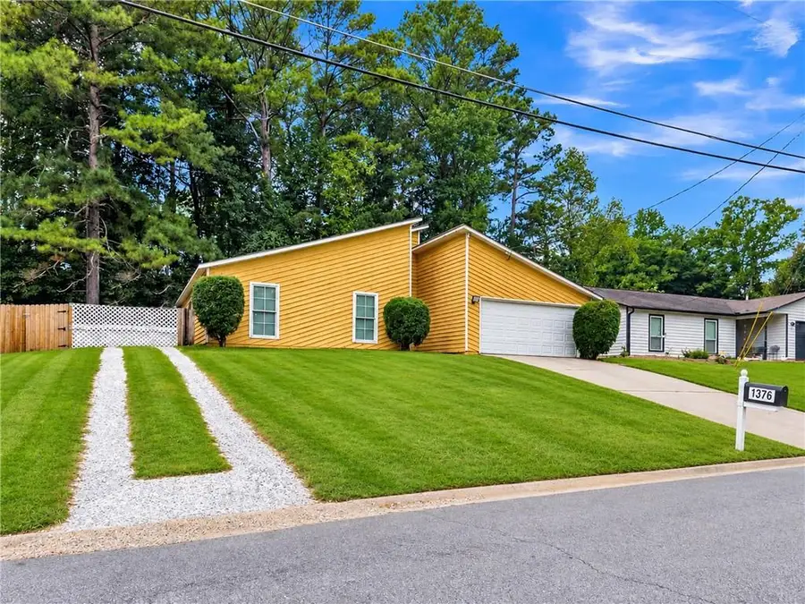 1376 Peninsula Trace, Lawrenceville, GA 30044 - #2