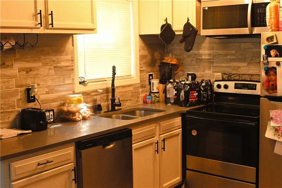 6189 E Strickland Street, Douglasville, GA 30134 - #3