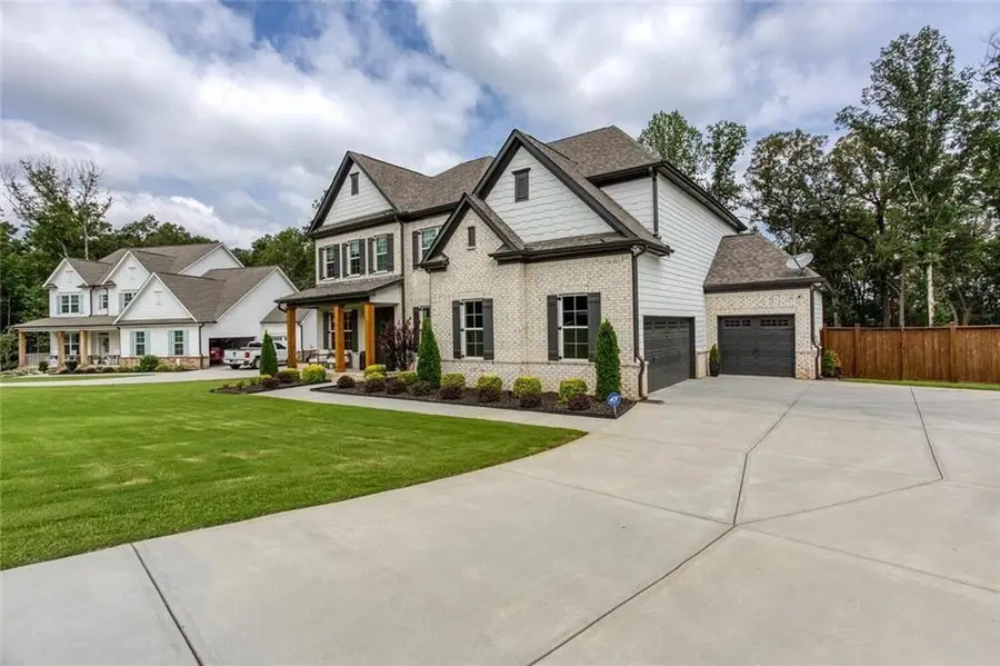 1041 Montrose Way, Hoschton, GA 30548 - #2