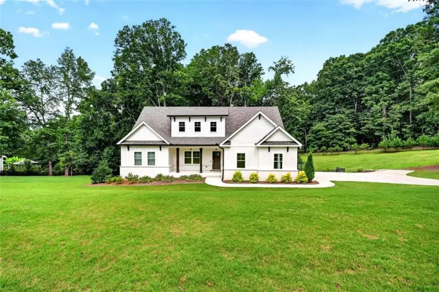 727 Old Collins Road, Hoschton, GA 30548 - #2