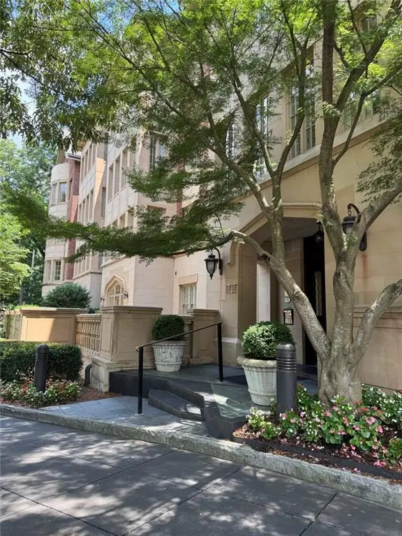 1717 N Decatur Road Ne #111, Atlanta, GA 30307