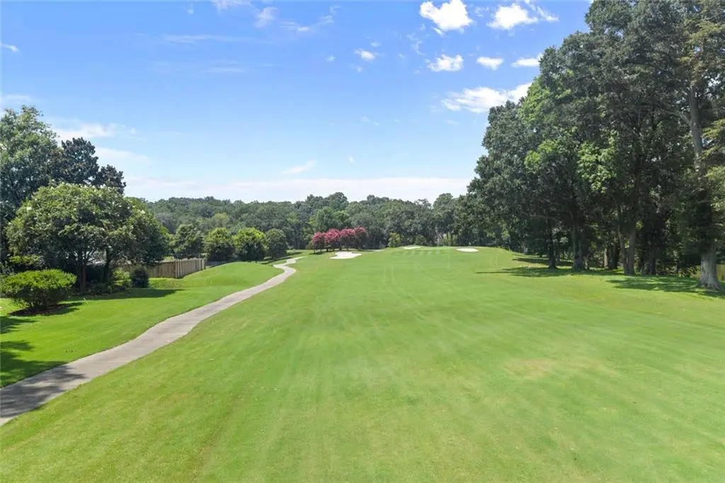 255 Tenth Fairway, Roswell, GA 30076 - #1