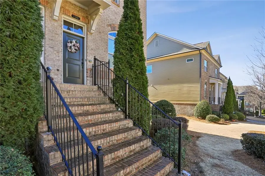7395 Glisten Avenue, Sandy Springs, GA 30328 - #2