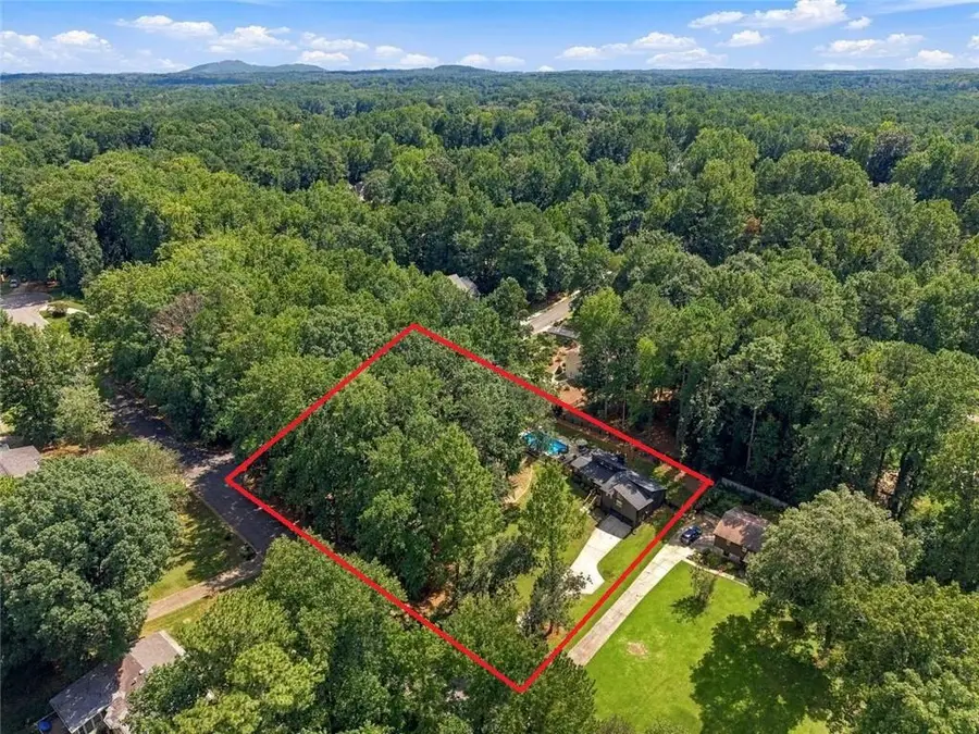 2945 Brett Circle Nw, Acworth, GA 30101 - #2