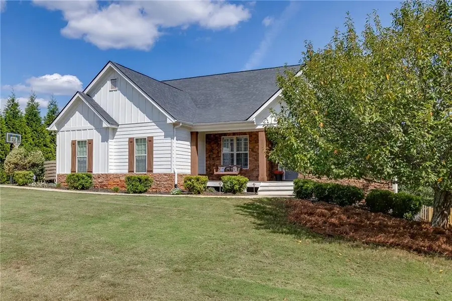 363 Durham Drive, Hoschton, GA 30548 - #2