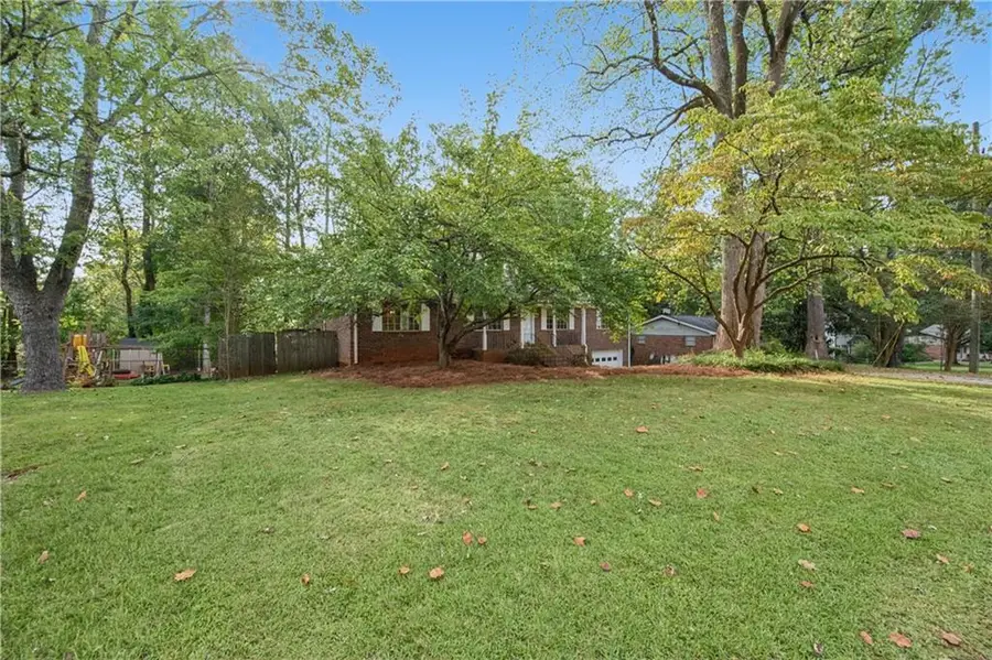 3915 Green Forest Lane Se, Smyrna, GA 30082 - #2
