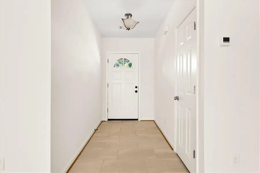 2410 Rugby Avenue, College Park, GA 30337 - #3