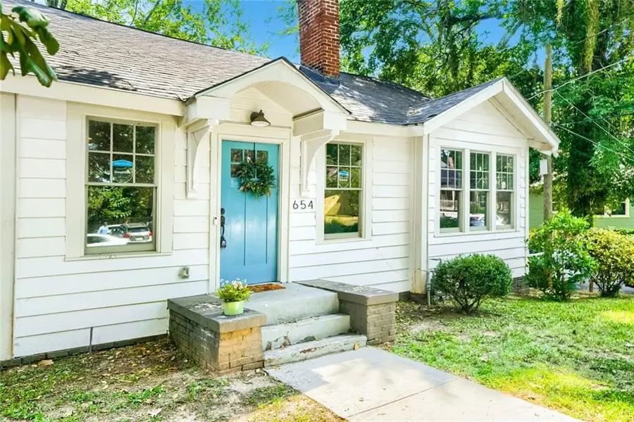 654 Gillette Avenue Sw, Atlanta, GA 30310 - #2