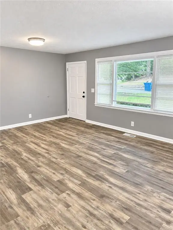 567 Center Hill Avenue Nw, Atlanta, GA 30318 - #3