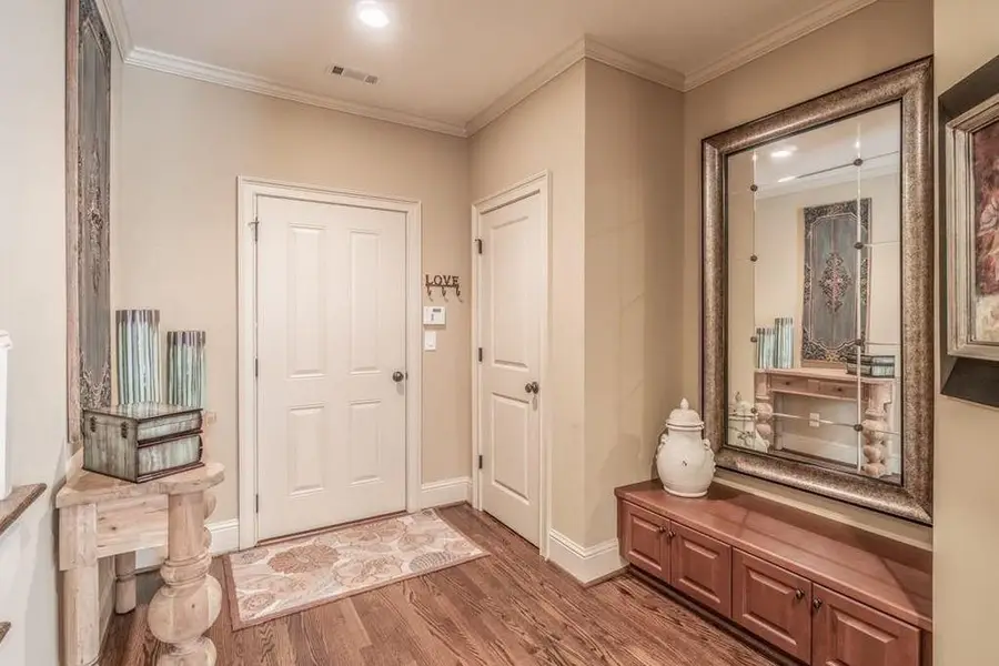 3611 E Paces Way Ne, Atlanta, GA 30326 - #3