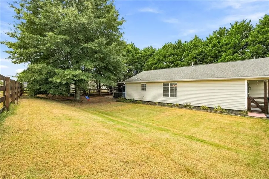 306 Dove Point, Social Circle, GA 30025 - #3