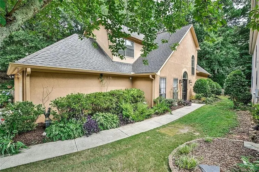 270 Sweetwater Trace Trace, Roswell, GA 30076 - #1