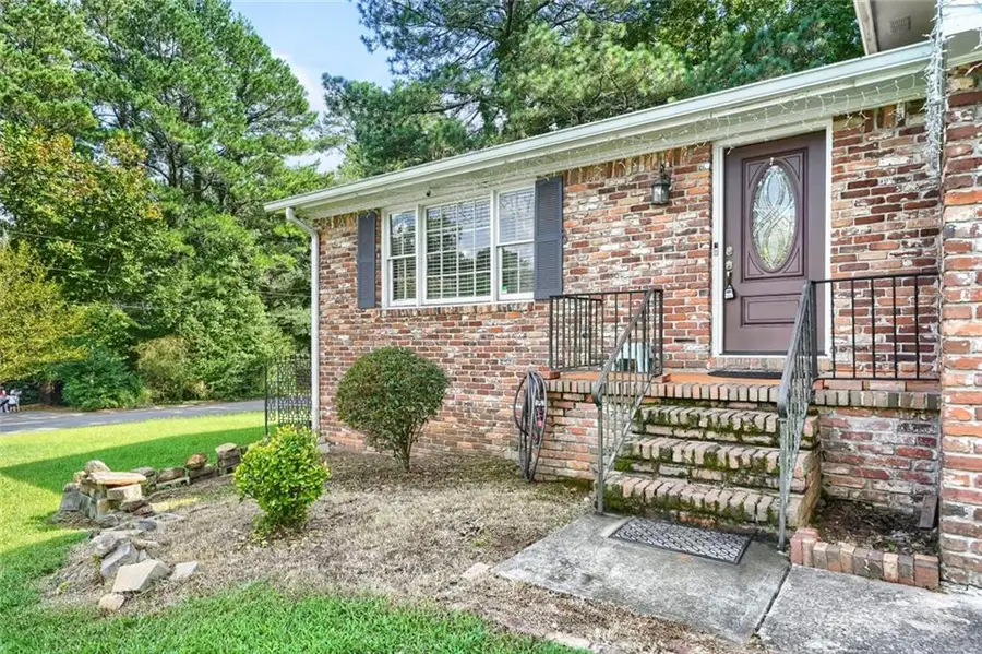2558 Kings Way, Lawrenceville, GA 30044 - #2