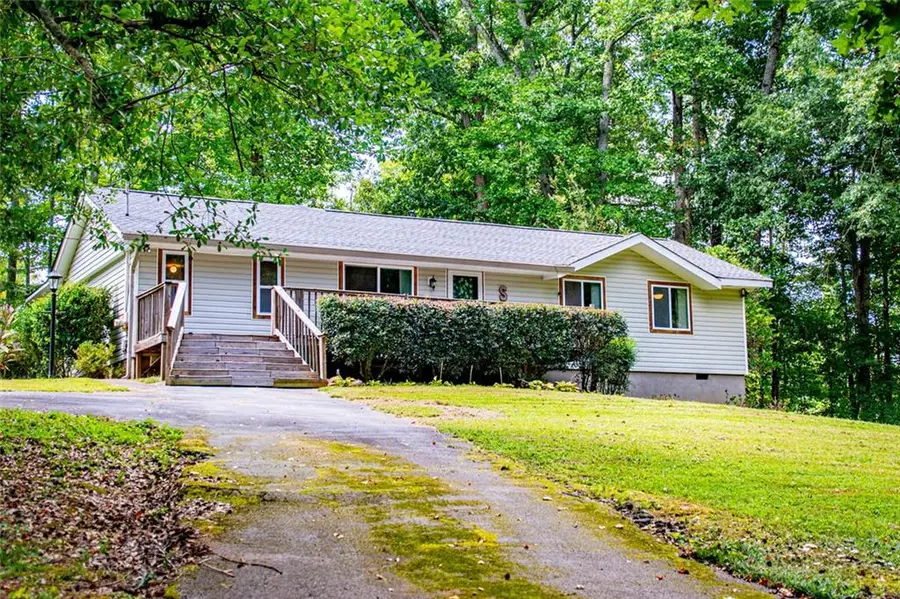 24 White Oak Drive, Carrollton, GA 30116 - #3