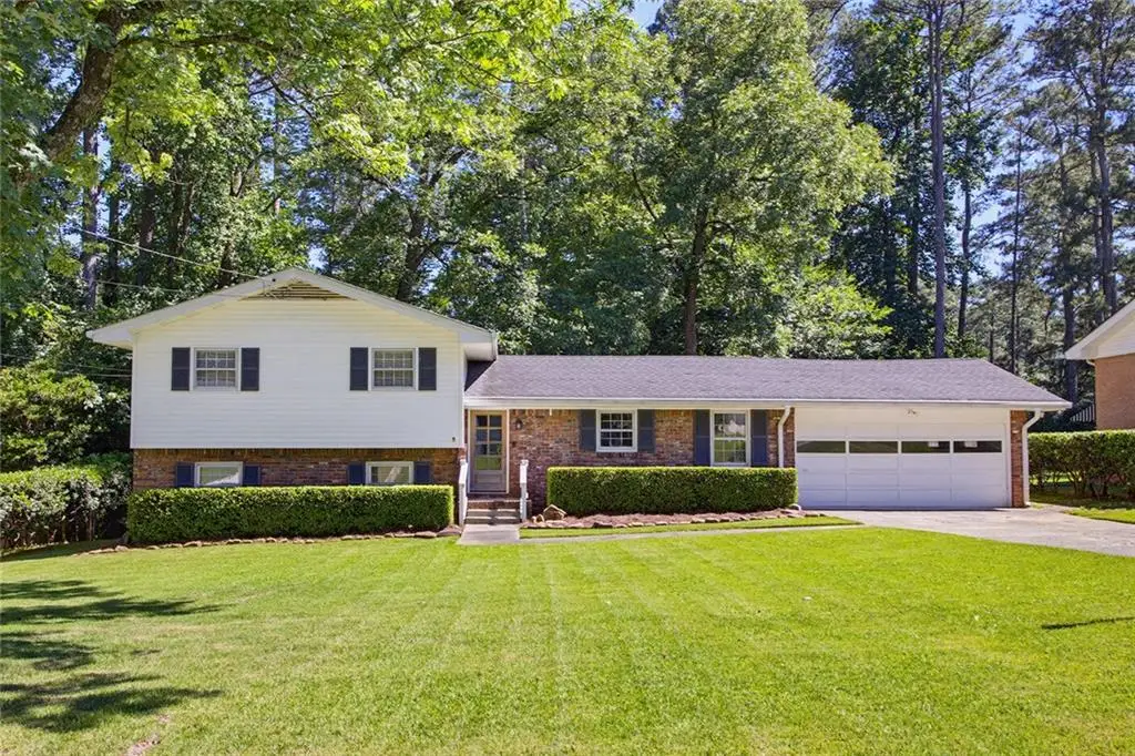 3053 E Ramble Lane, Decatur, GA 30033 - #1