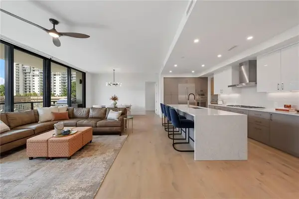 2425 Peachtree Road Ne #511, Atlanta, GA 30305