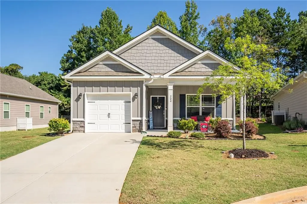 200 Vineyard Walk, Carrollton, GA 30117 - #1