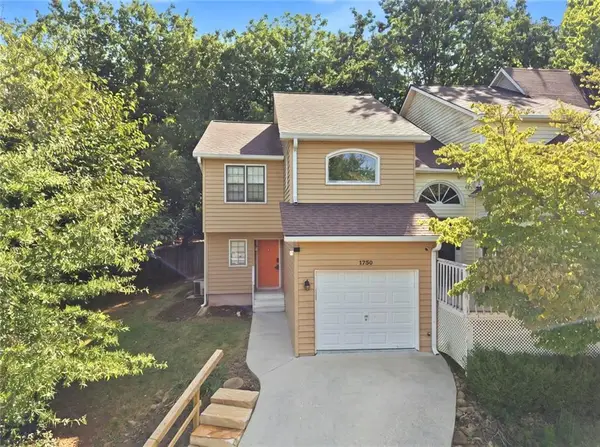 1730 Paddlewheel Drive Ne, Marietta, GA 30062