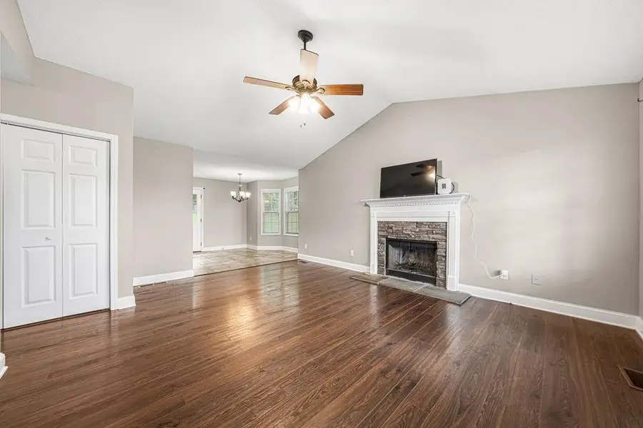 17 Rocky Avenue Nw, Cartersville, GA 30120 - #3