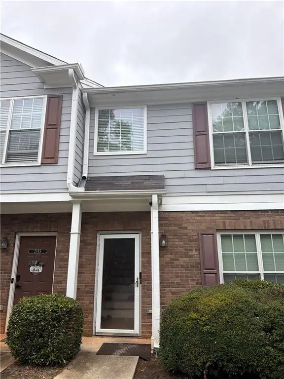 2847 Walden Lake Bend, Decatur, GA 30035